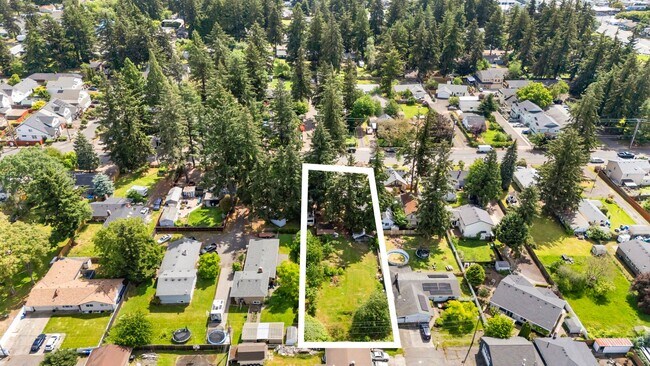Building Photo - 2237 SE 139th Ave