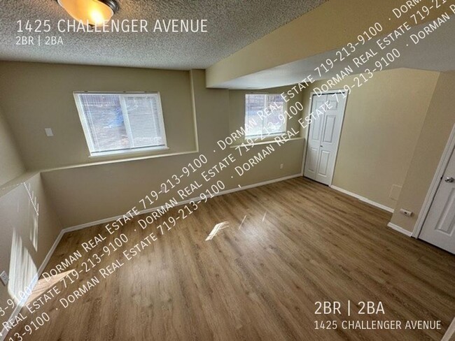 Building Photo - $500 OFF the first month of rent! Freshly ...