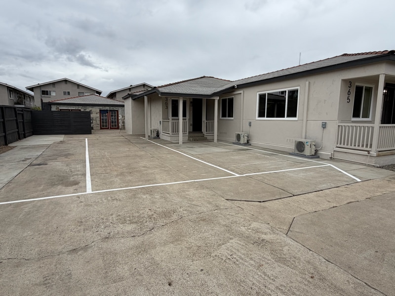 Building Photo - 363 Wisconsin Ave