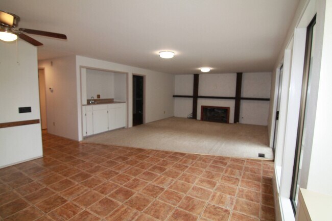 Building Photo - 10 Skagit Key