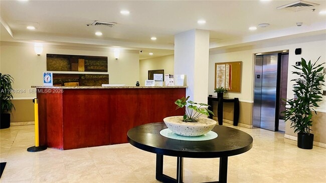 Building Photo - 900 SW 8th St