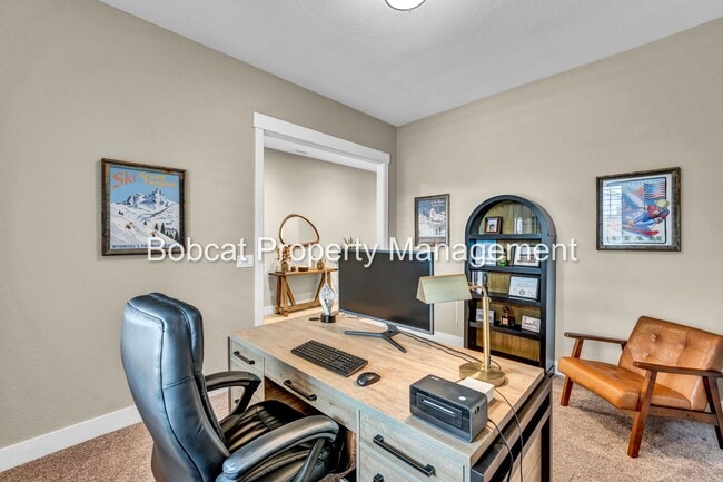 Building Photo - 698 Sage Grouse Lp