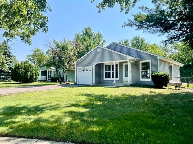 Primary Photo - 2048 Navarone Dr