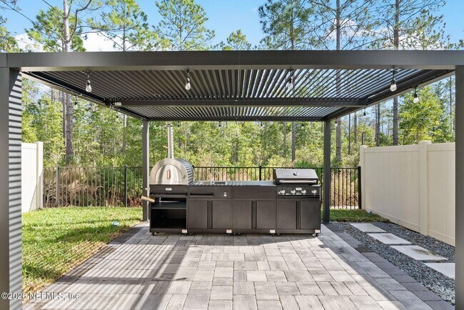 Building Photo - 9989 Element Rd