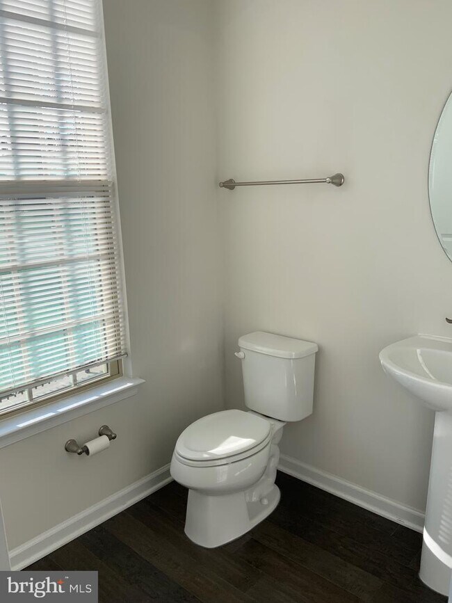 Building Photo - 13713 Little Seneca Pkwy