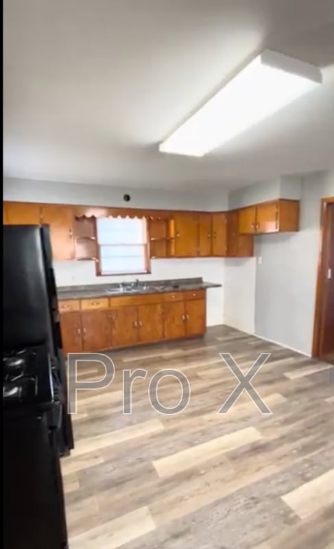 Building Photo - 311 E Kansas St