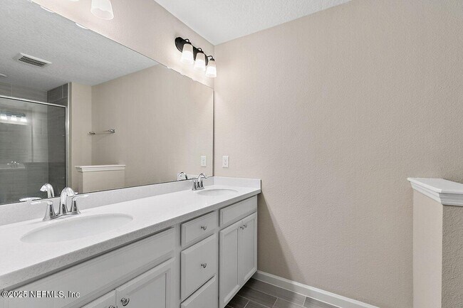 Building Photo - 1111 Beach Dune Dr