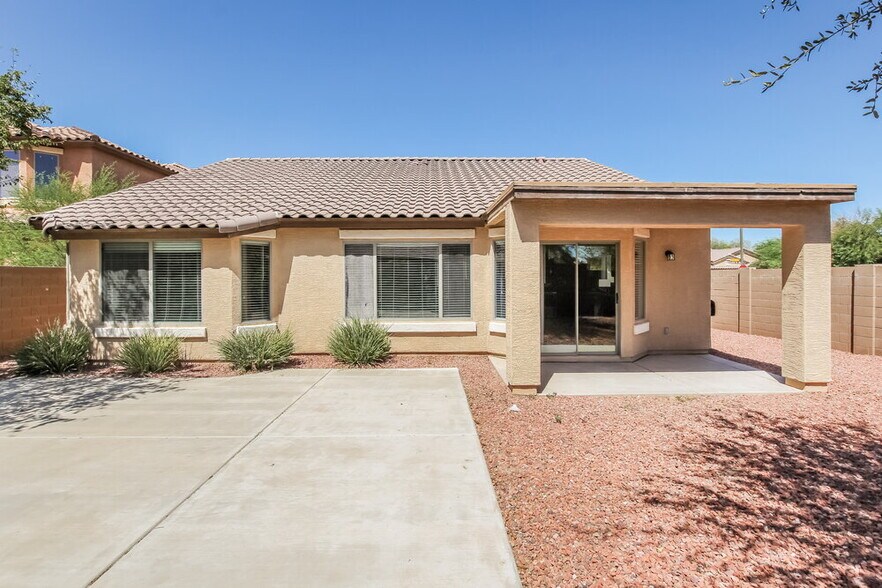 Building Photo - 16243 W Yucatan Dr