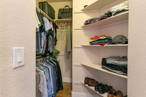 Building Photo - 6359 N Vuelta Tajo