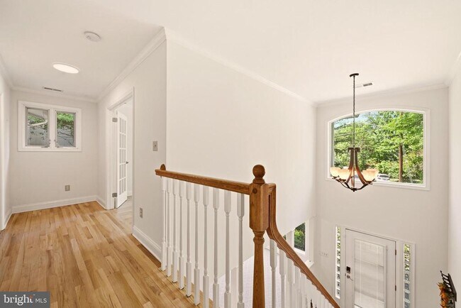Building Photo - 8400 Thornden Terrace