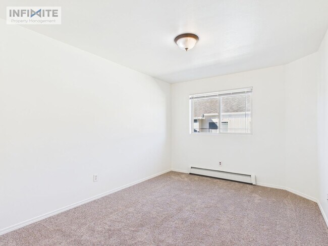Building Photo - Refinished 3 Bedroom Off Of Durston