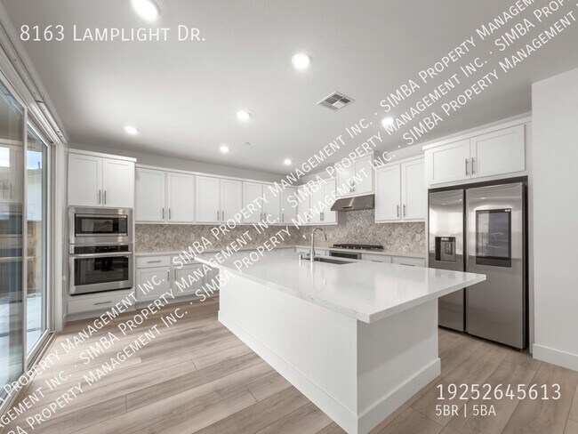 Building Photo - 8163 Lamplight Dr