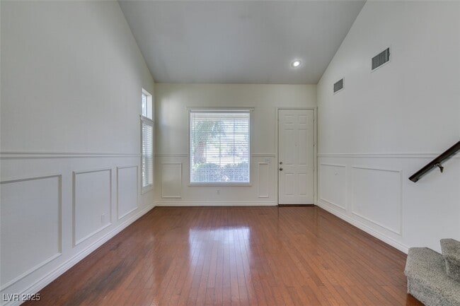 Building Photo - 2564 Williamsburg St