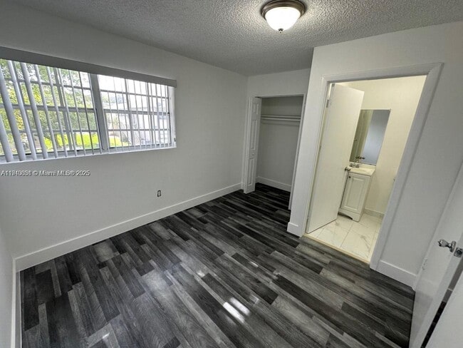 Building Photo - 7510 SW 152nd Ave