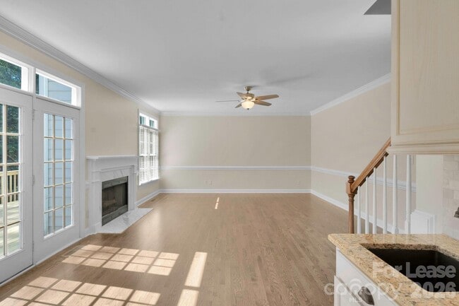 Building Photo - 1202 Coachman Dr