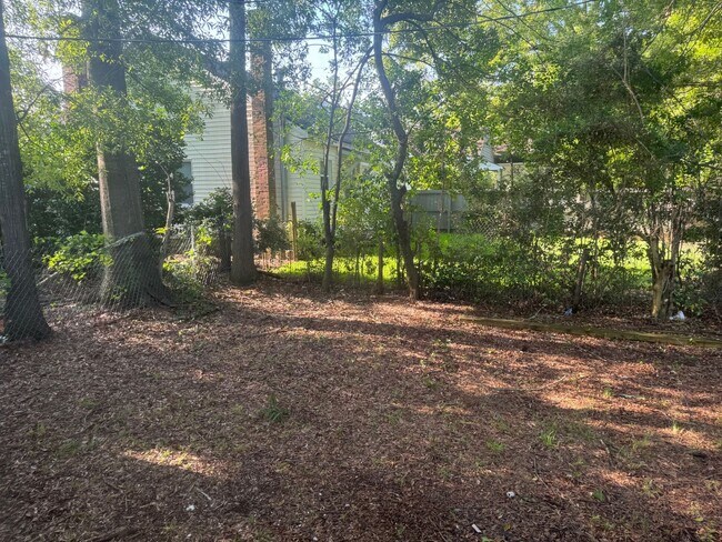 Building Photo - Home for rent!