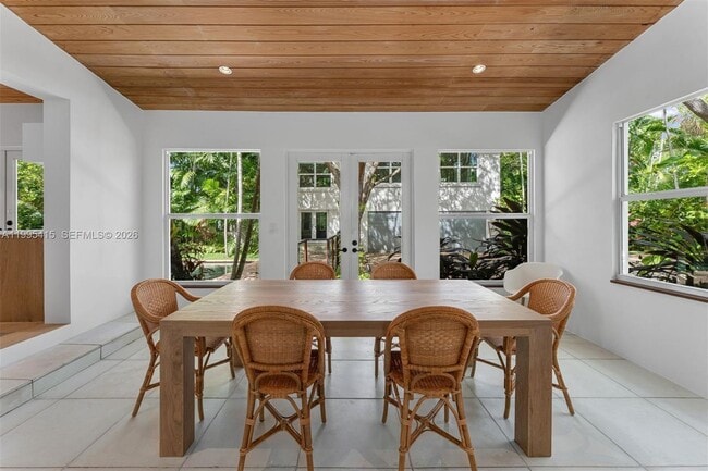 Building Photo - 5812 Alton Rd