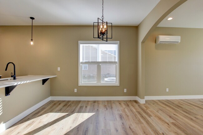 Building Photo - 102 Rosenwald St