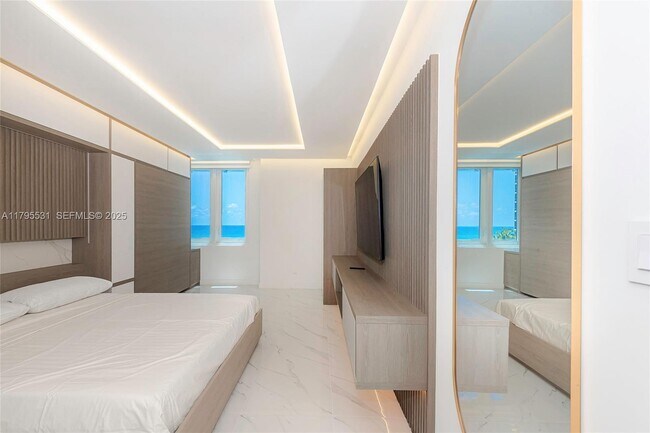 Building Photo - 2301 Collins Ave