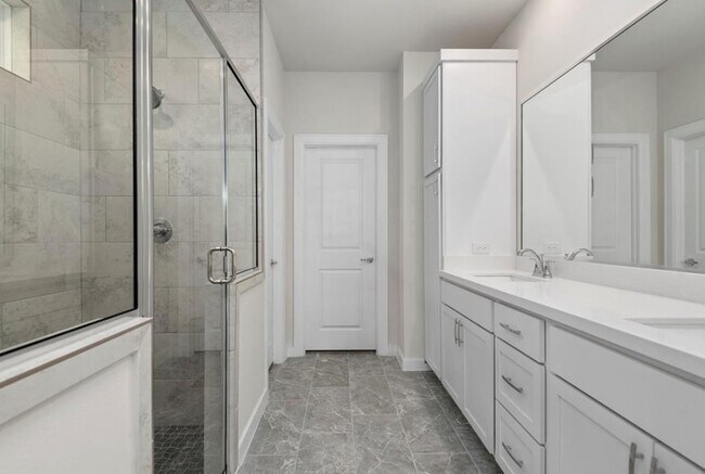 Building Photo - 3640 Standing Rock Dr