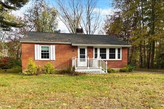 Building Photo - 280 Sagamore Rd