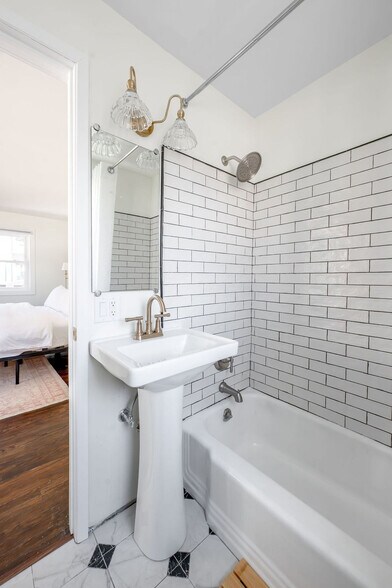 Building Photo - 120 S Fairchild St