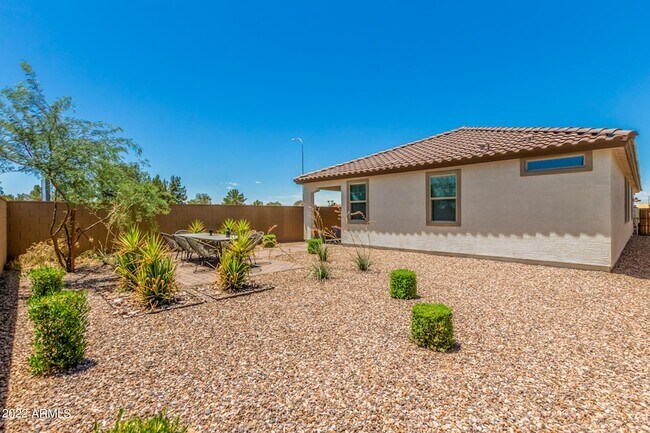 Building Photo - 43 E Capricorn Way