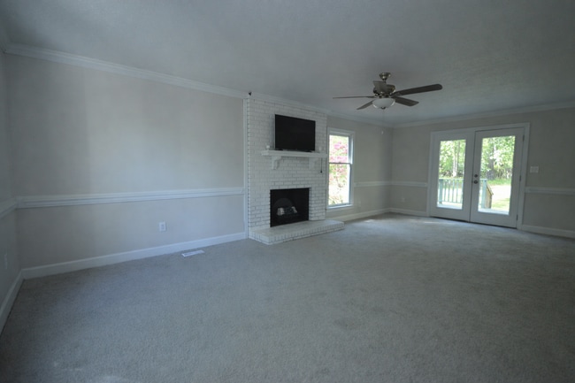 Building Photo - 2504 Timothy Dr