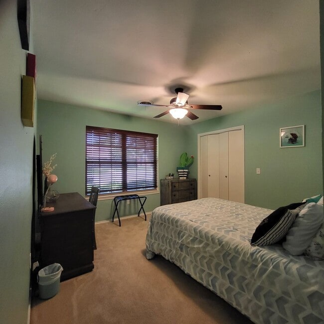 Building Photo - Furnished Rental for Lease