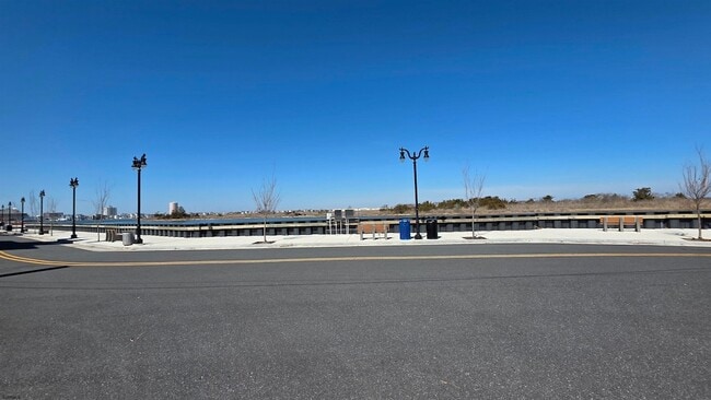 Building Photo - 34 N Montgomery Ave