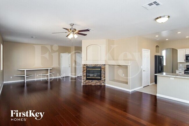 Building Photo - 9361 Lugo St