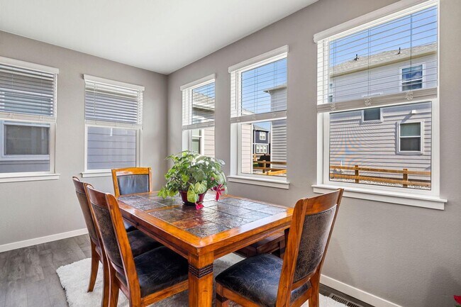 Building Photo - Beautiful New 4 Bed 3 Bath House in North ...