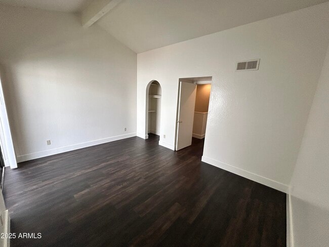 Building Photo - 1702 E Ocotillo Rd
