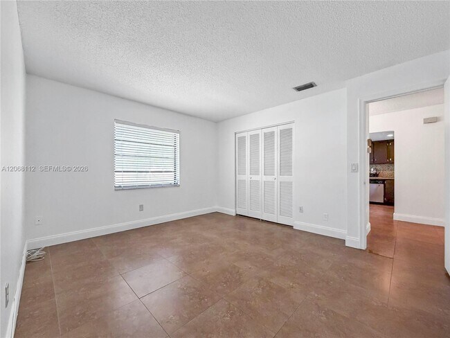 Building Photo - 21785 Cypress Dr