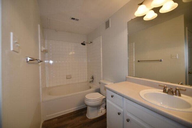 Building Photo - 1 bedroom in Plano TX 75093