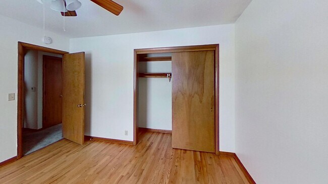 Building Photo - Updated two bedroom ranch duplex with partial basement finish, detached garage, close to mall/sho...