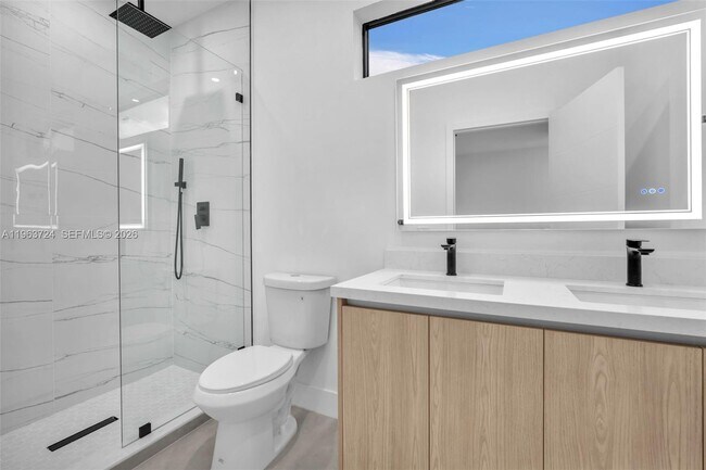 Building Photo - 919 NW 55th St