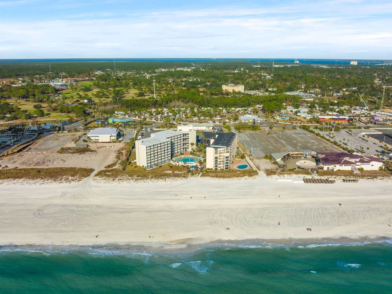 Building Photo - 8817 S Thomas Dr