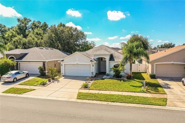 Building Photo - 1876 Holton Rd