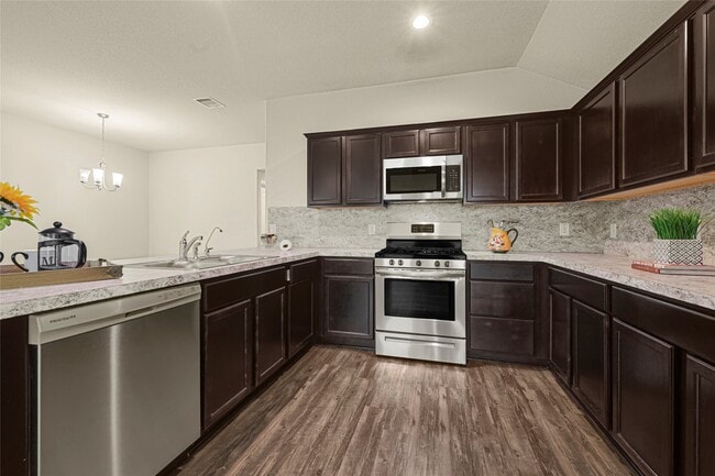 Building Photo - 20910 Corisande St