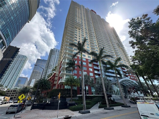 Building Photo - 1155 Brickell Bay Dr