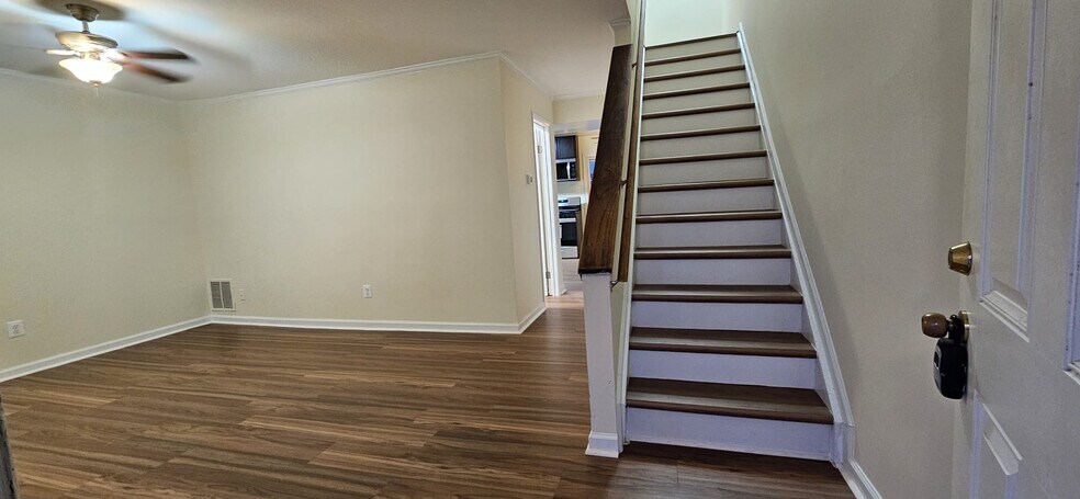 Building Photo - 8416 Fuerte Ct