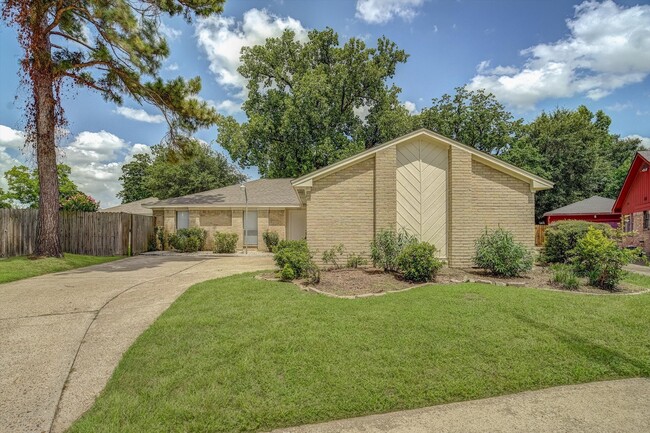 Building Photo - 7315 Foxside Ln