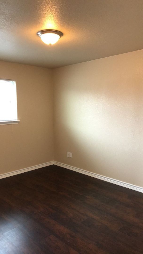 Building Photo - 1101 Grace Point Drive (A/B)