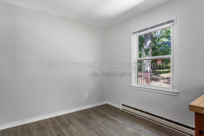 Building Photo - 3801 Grizzard Dr