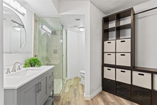 Building Photo - 10401 W Broward Blvd