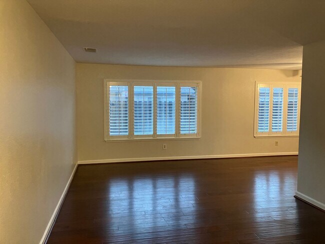 Building Photo - 3605 Swain Dr