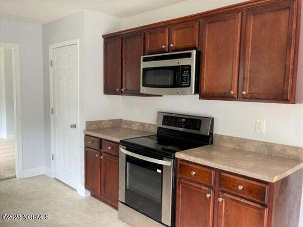 Building Photo - 115 Navy Blue Dr