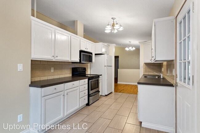Building Photo - 3 br, 1 bath House - 1520 SE 44th Ave