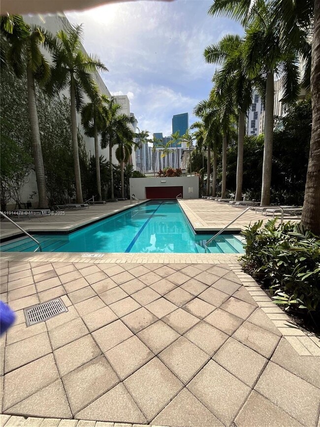 Building Photo - 133 NE 2nd Ave